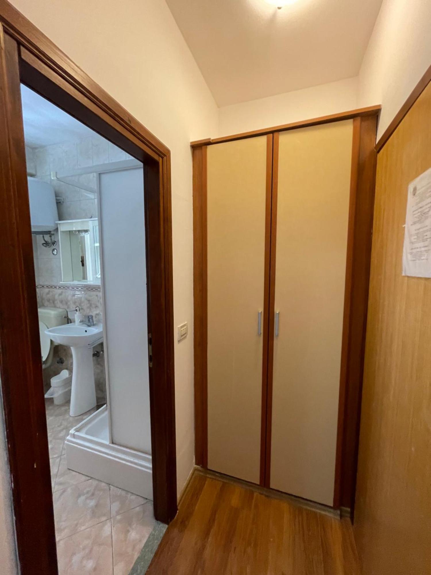 Bed and Breakfast Vila Liza Трогир Экстерьер фото